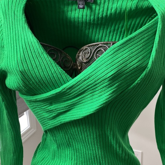 INC green sweater. BNWT - Picture 3 of 6